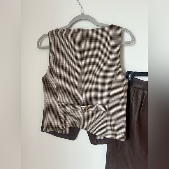 Viral Pleather Brown Plaid Vest and mini Leather Skirt matching set - Picture 5 of 5
